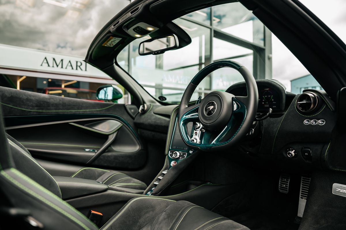 McLaren 720S Spider Perfomance 720S V8 S-A