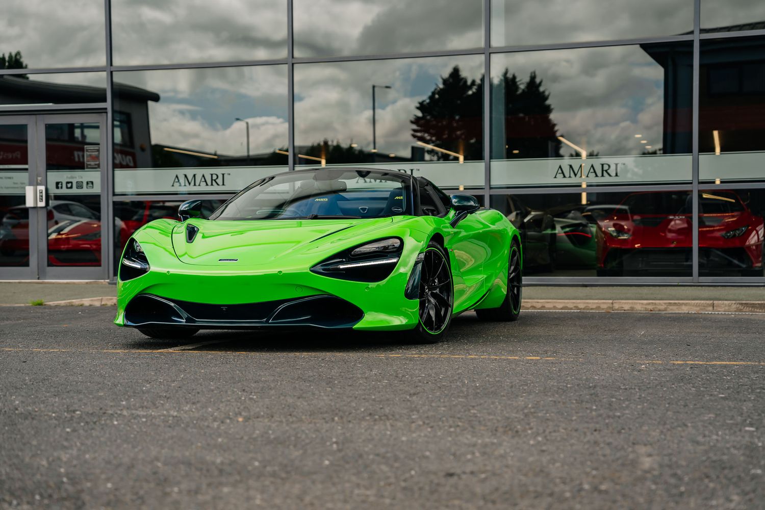 McLaren 720S Spider Perfomance 720S V8 S-A