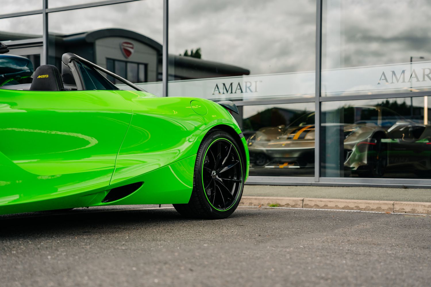 McLaren 720S Spider Perfomance 720S V8 S-A