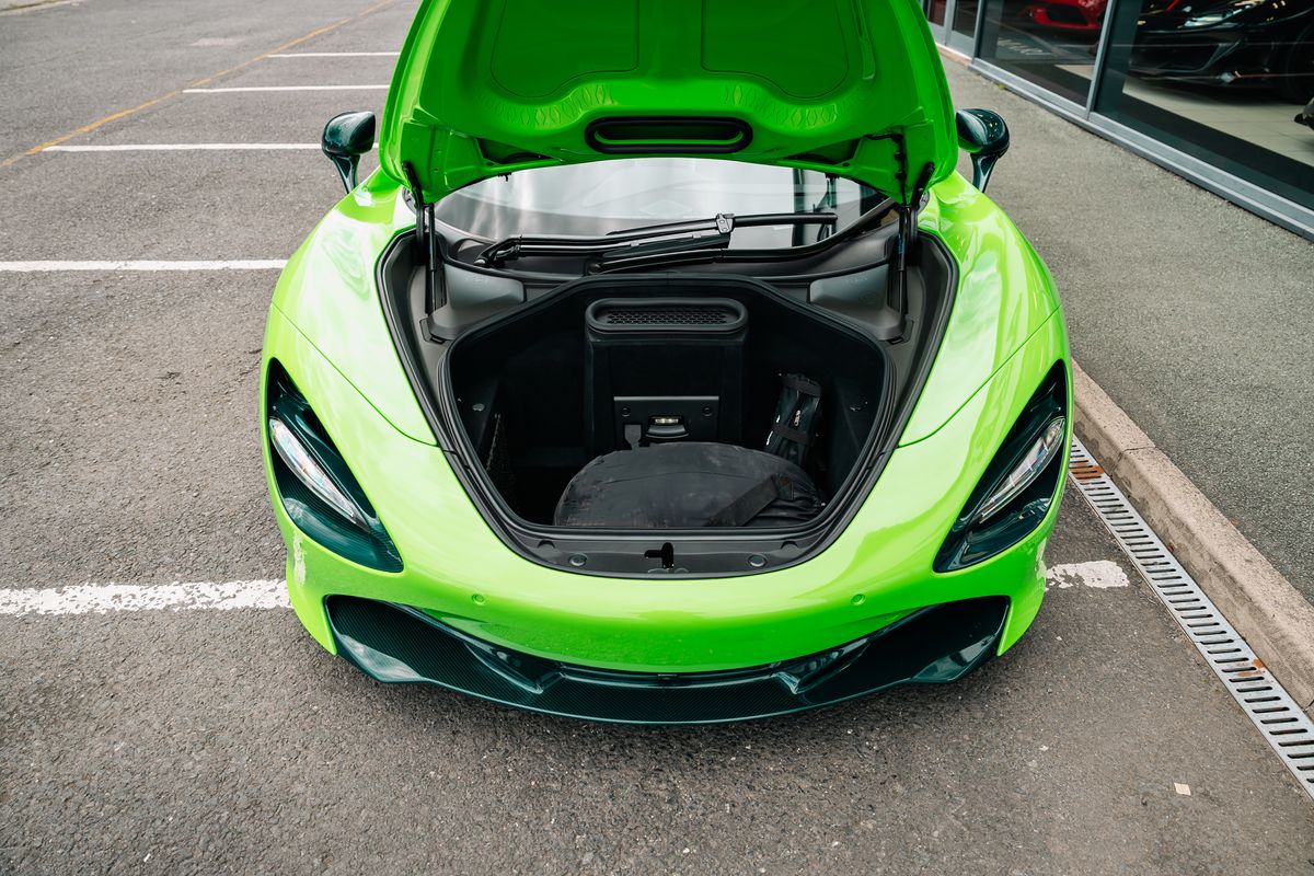 McLaren 720S Spider Perfomance 720S V8 S-A