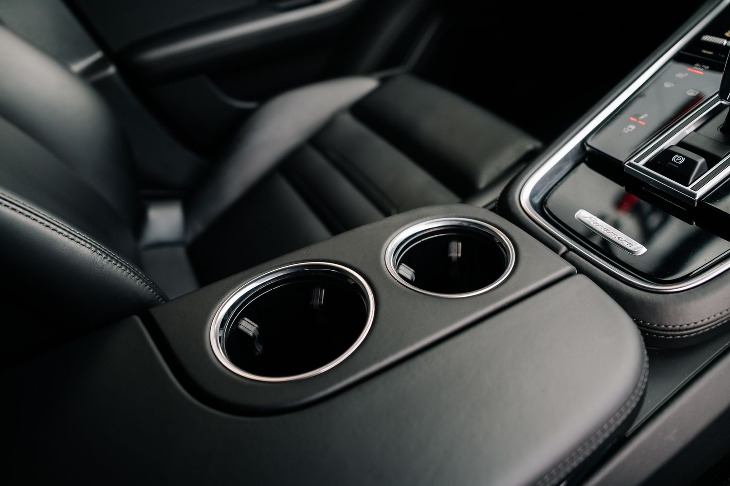 Porsche Panamera Turbo S E-Hybrid PDK