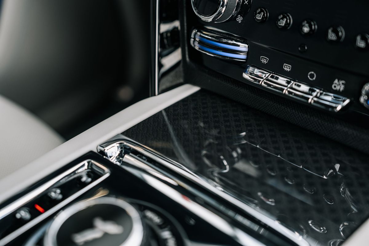 Rolls Royce Cullinan Black Badge Auto