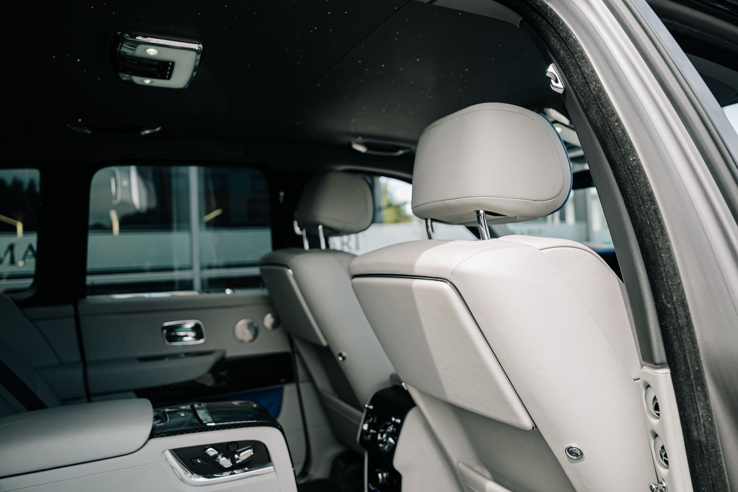 Rolls Royce Cullinan Black Badge Auto