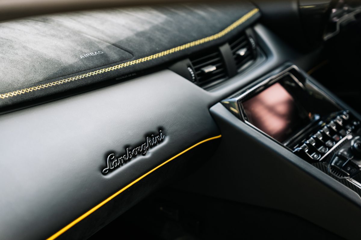 Lamborghini Aventador SVJ LP 770-4 V12