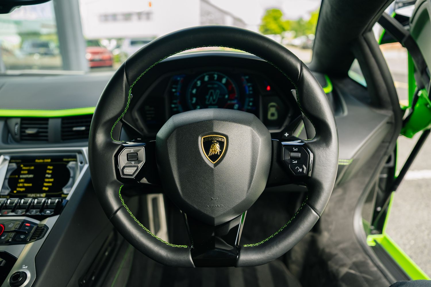 Lamborghini Aventador S LP 740-4
