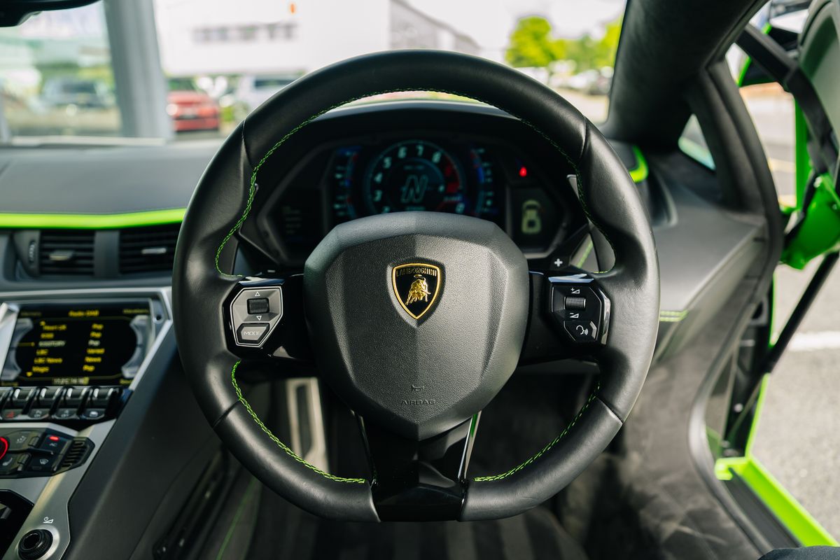 Lamborghini Aventador S LP 740-4