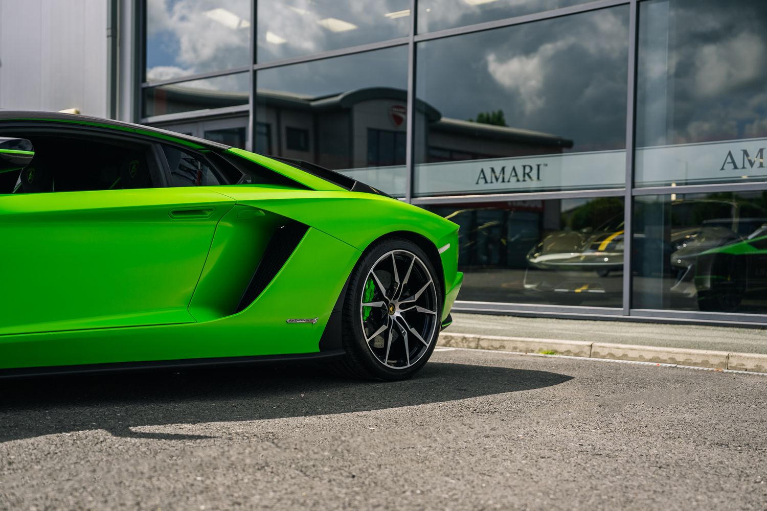 Lamborghini Aventador S LP 740-4