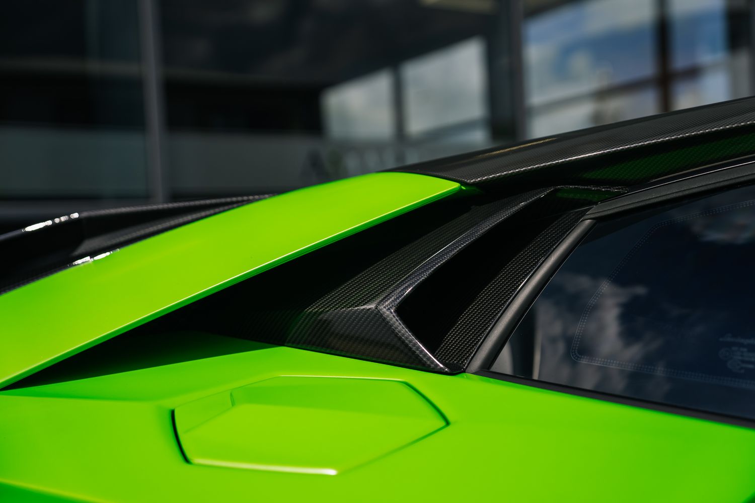 Lamborghini Aventador S LP 740-4
