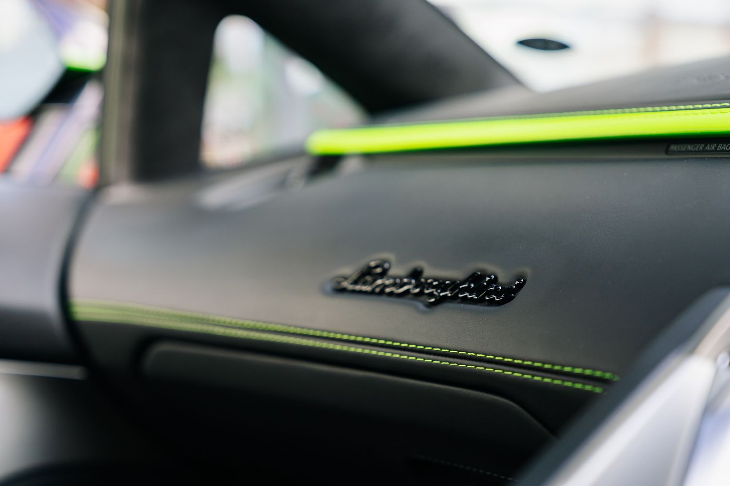 Lamborghini Aventador S LP 740-4