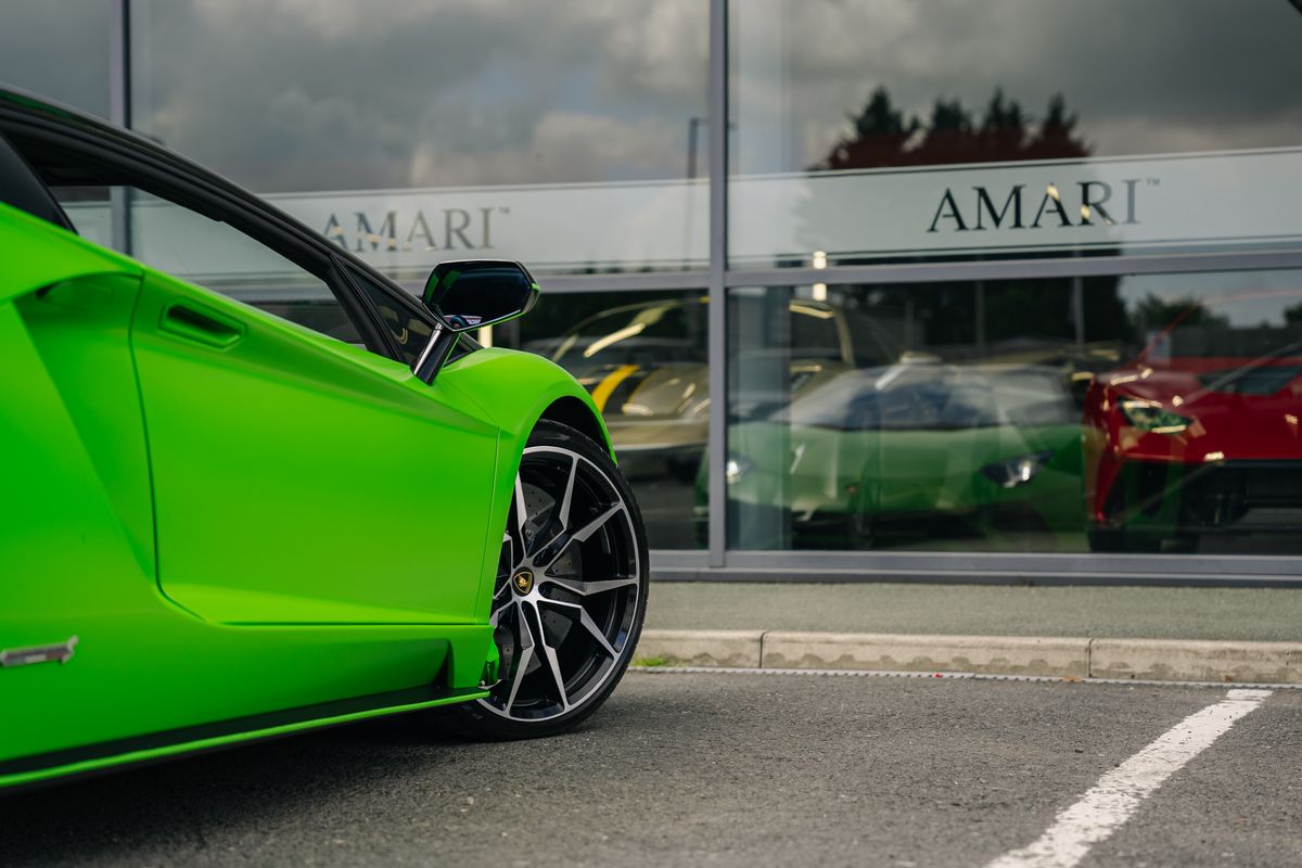 Lamborghini Aventador S LP 740-4