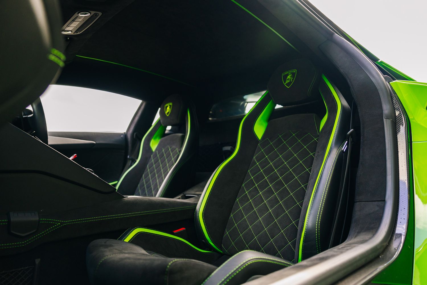Lamborghini Aventador S LP 740-4