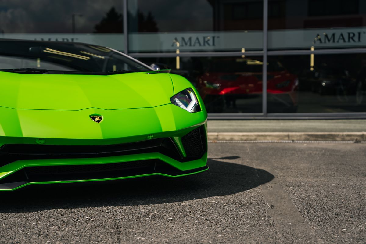 Lamborghini Aventador S LP 740-4