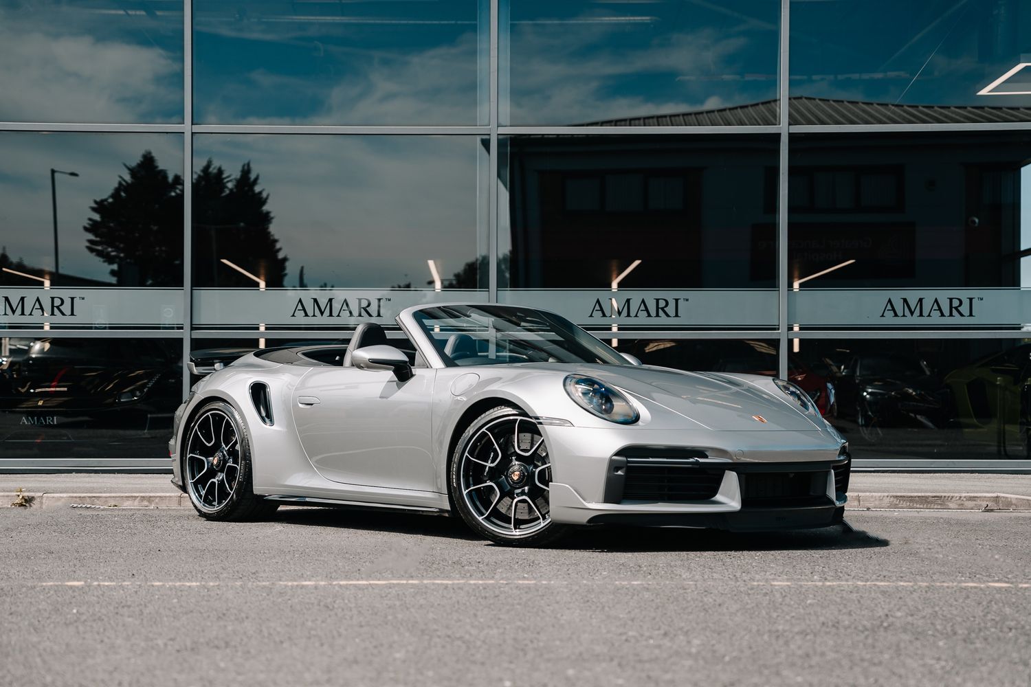 Porsche 911 992 Turbo Convertible T S-A