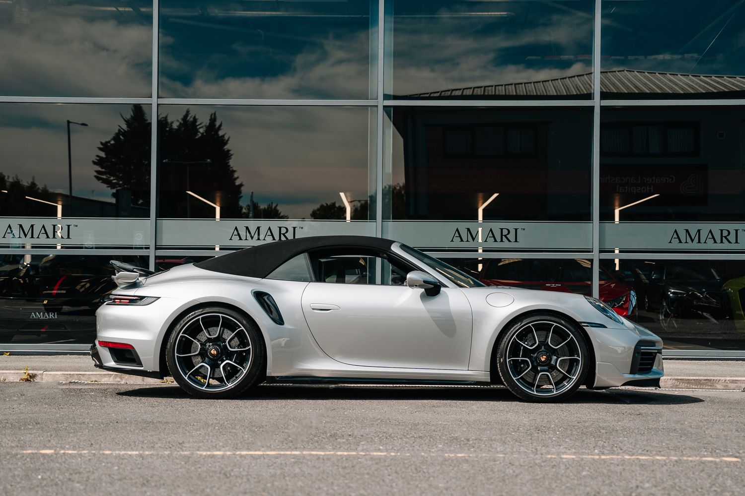 Porsche 911 992 Turbo Convertible T S-A