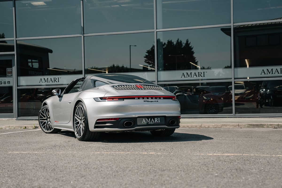 Porsche 911 992 Targa 4S Auto