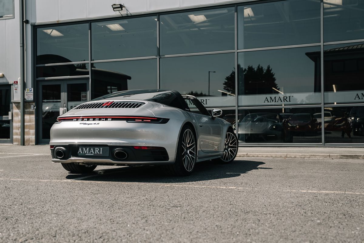 Porsche 911 992 Targa 4S Auto