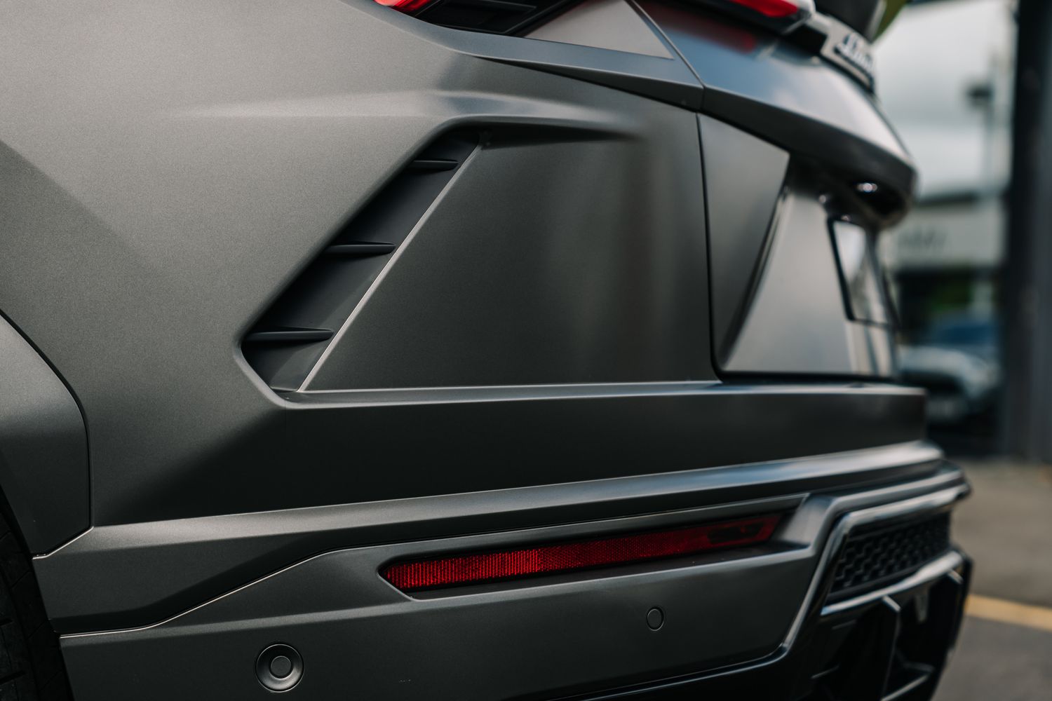 Lamborghini Urus Graphite Capsule Auto