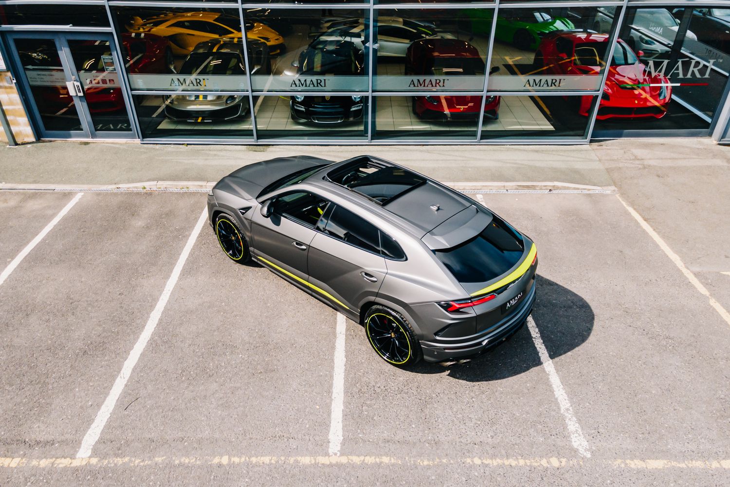 Lamborghini Urus Graphite Capsule Auto