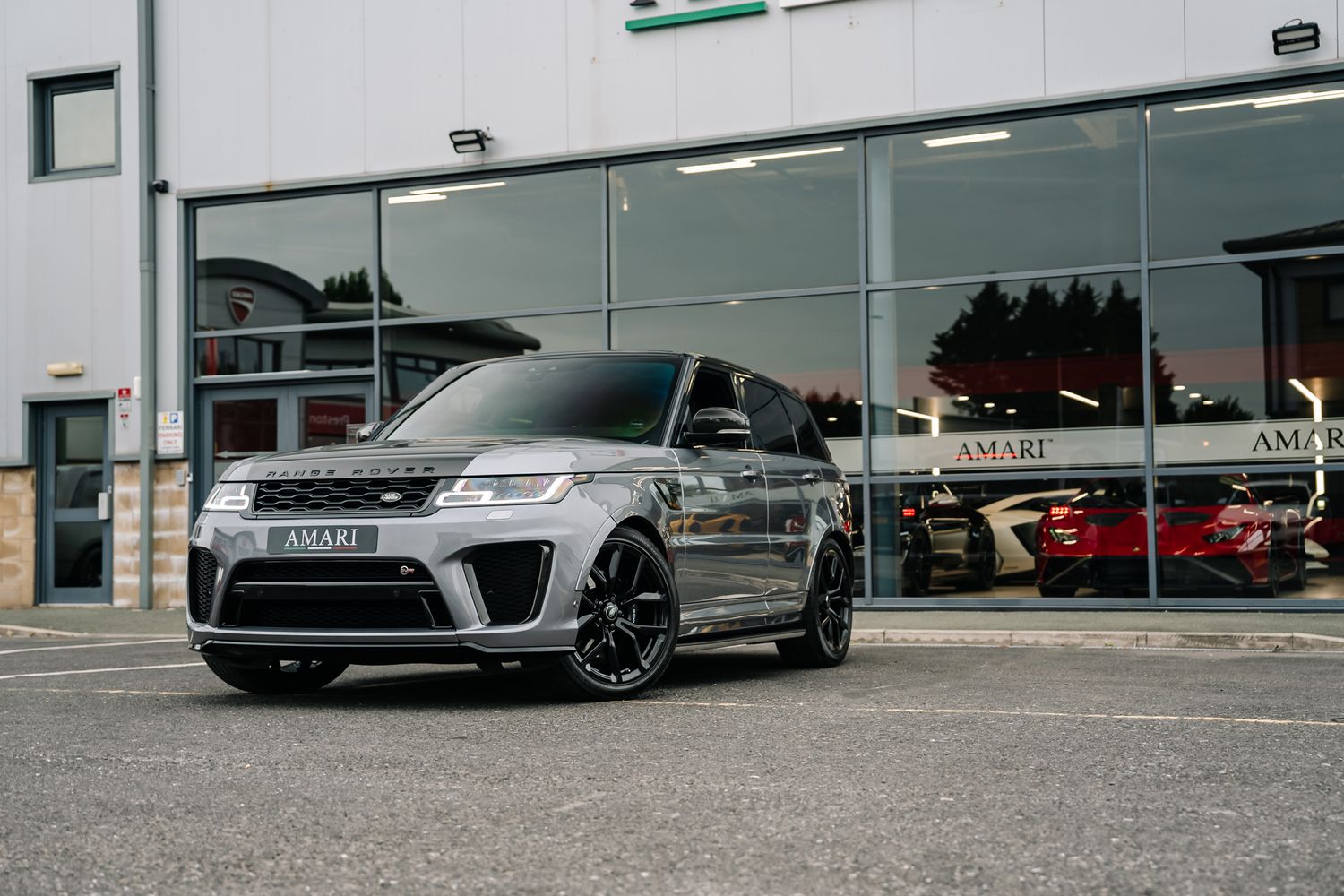 Land Rover Range Rover Sport SVR S/C Auto
