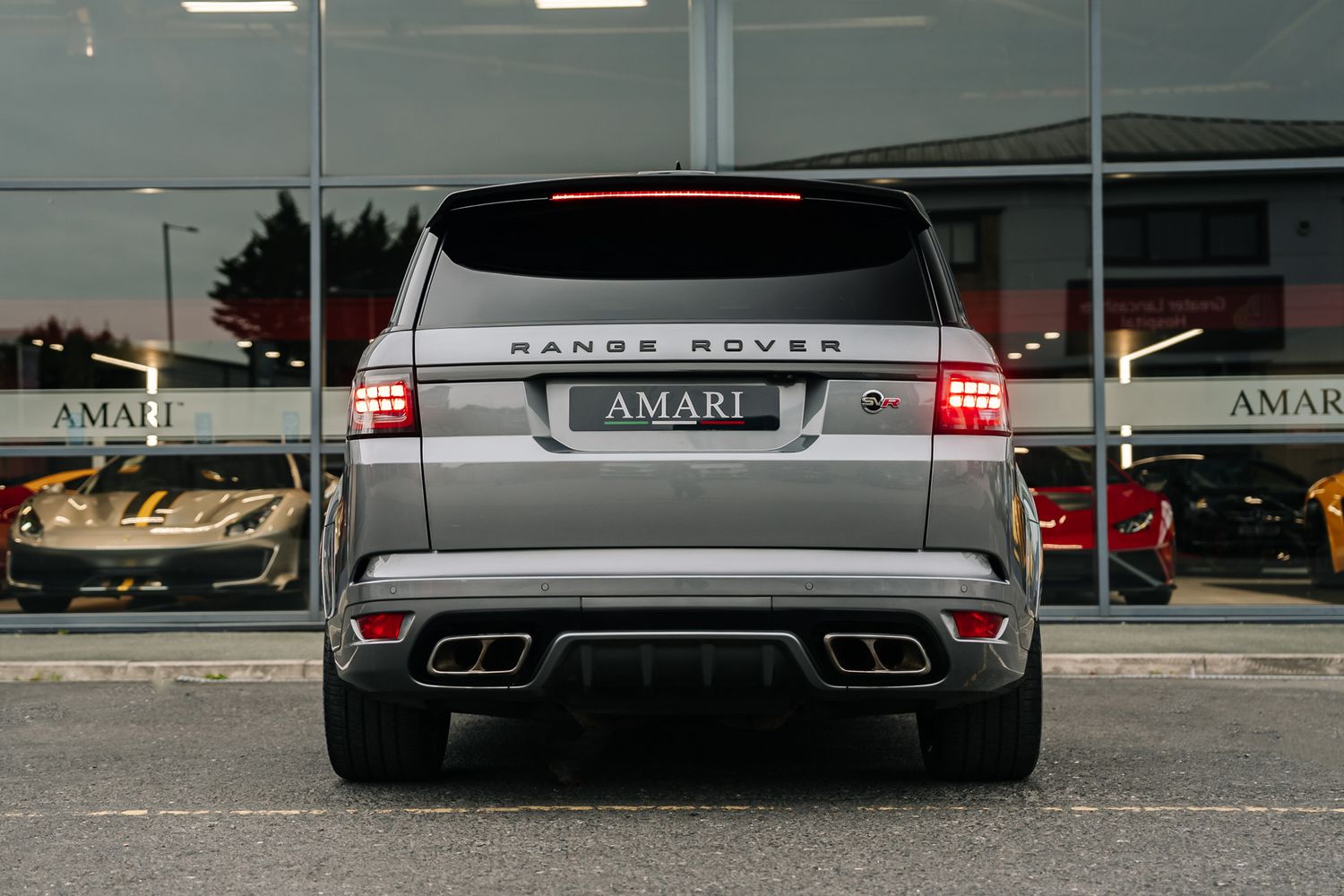 Land Rover Range Rover Sport SVR S/C Auto