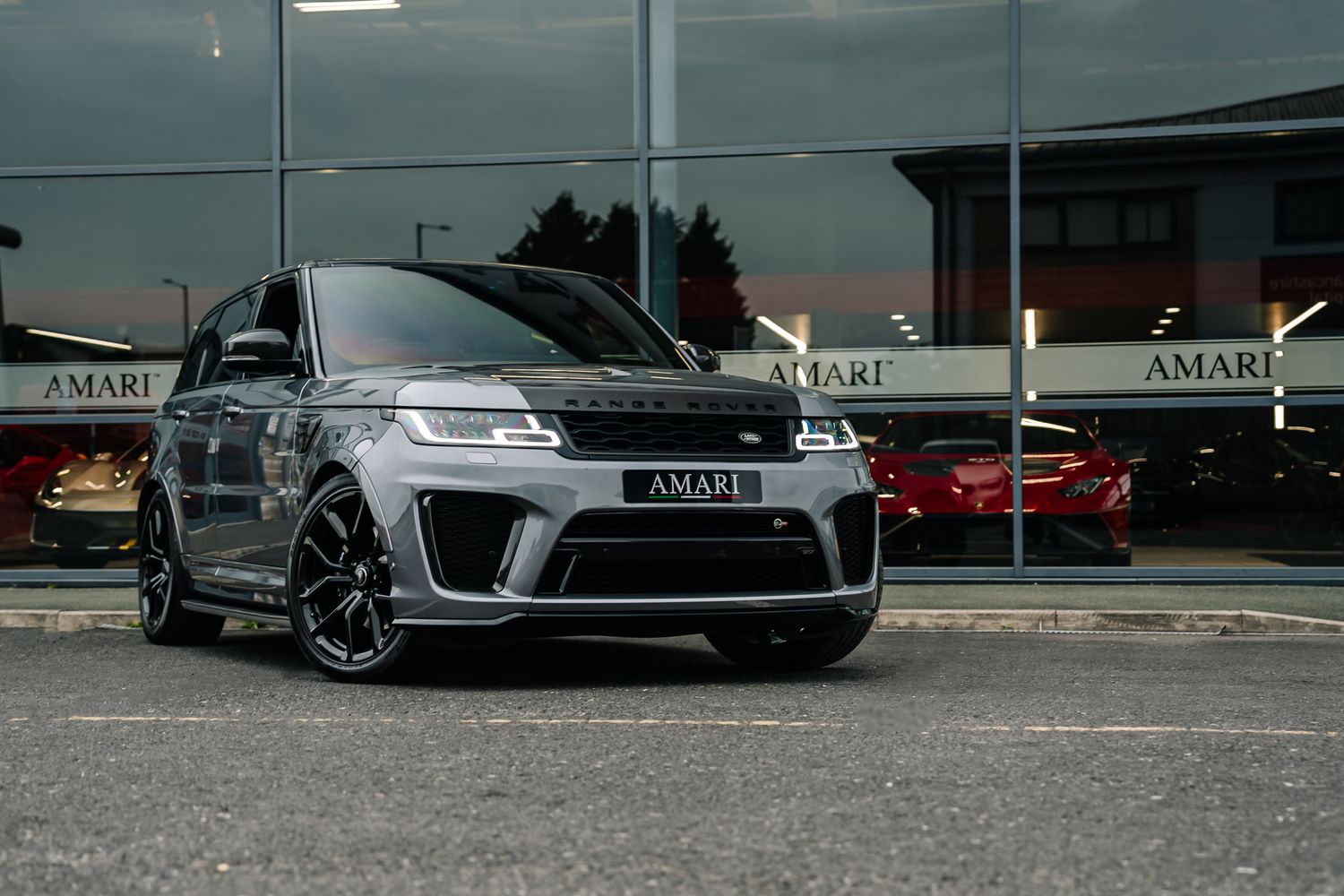 Land Rover Range Rover Sport SVR S/C Auto