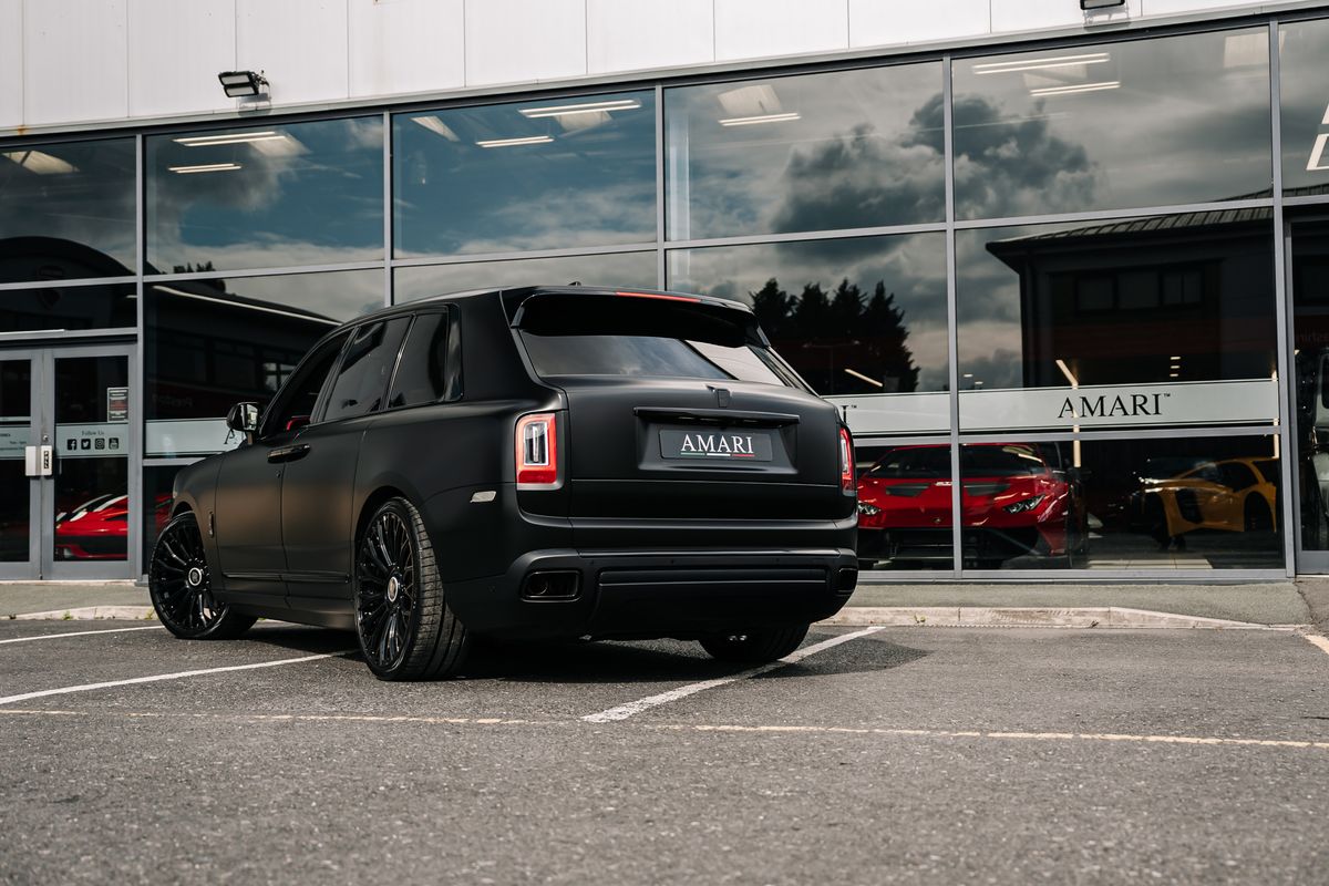Rolls Royce Cullinan V12 Auto