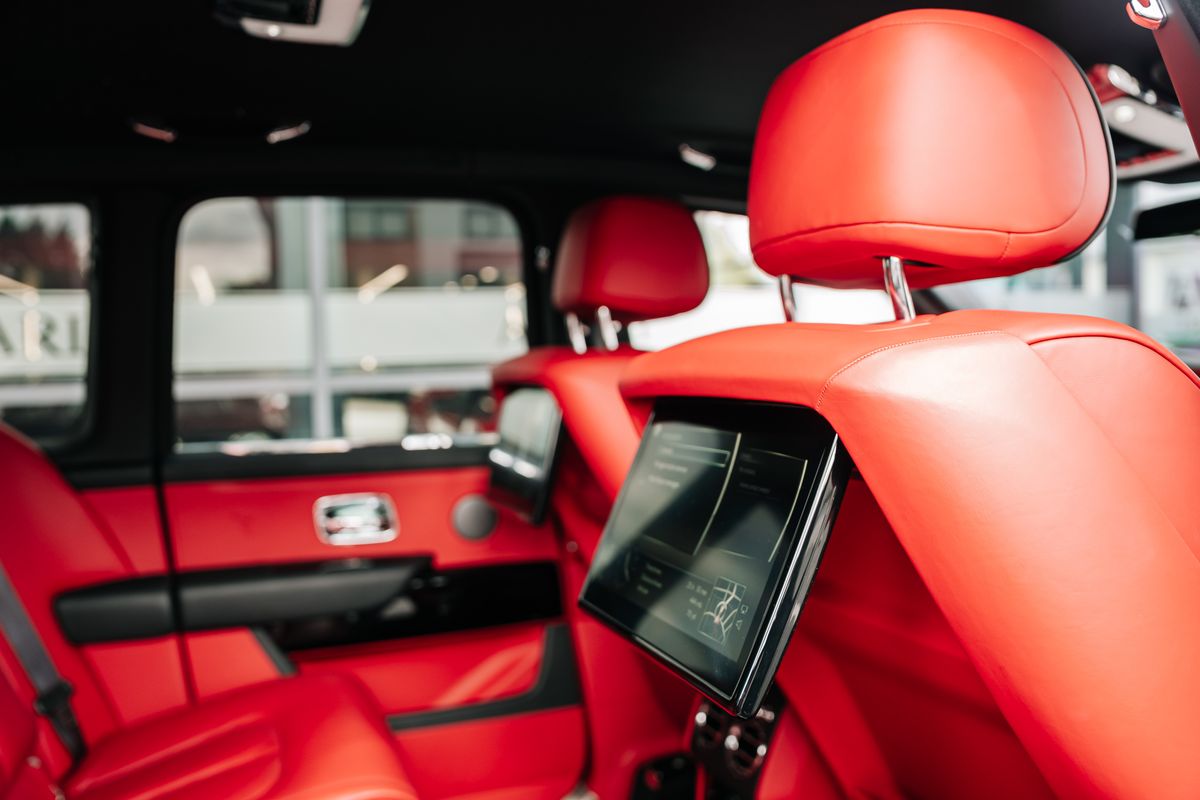 Rolls Royce Cullinan V12 Auto