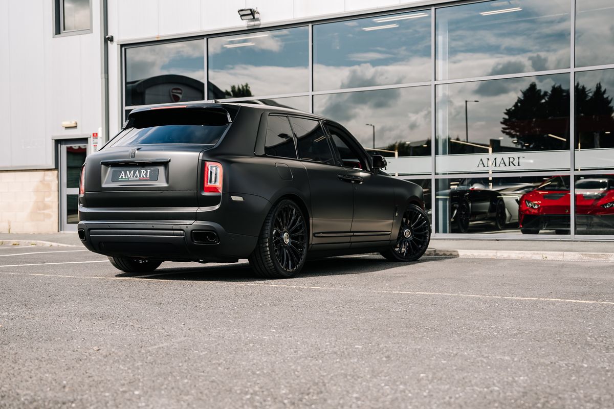 Rolls Royce Cullinan V12 Auto