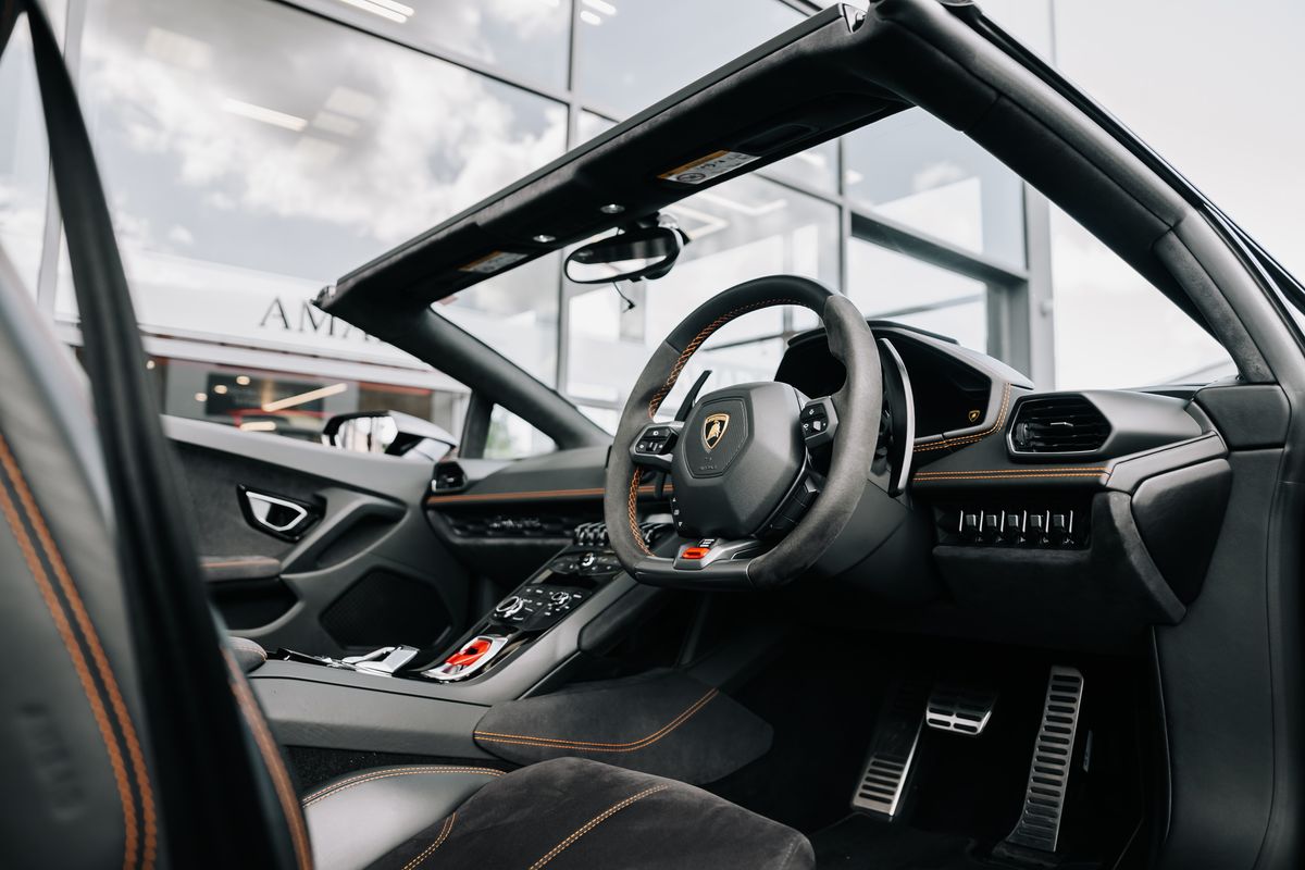 Lamborghini Huracan Spyder LP 610-4
