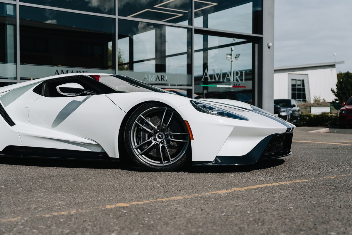 Ford GT