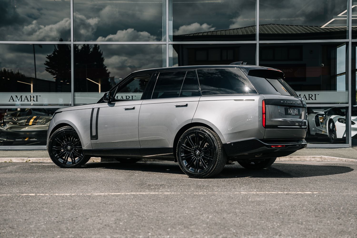 Land Rover Range Rover Autobiography P400 Auto MHEV