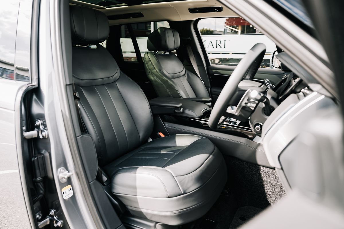 Land Rover Range Rover Autobiography P400 Auto MHEV