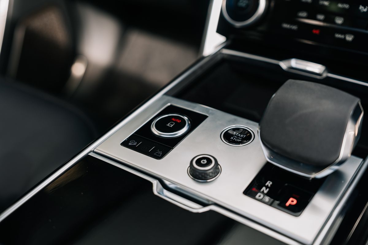 Land Rover Range Rover Autobiography P400 Auto MHEV