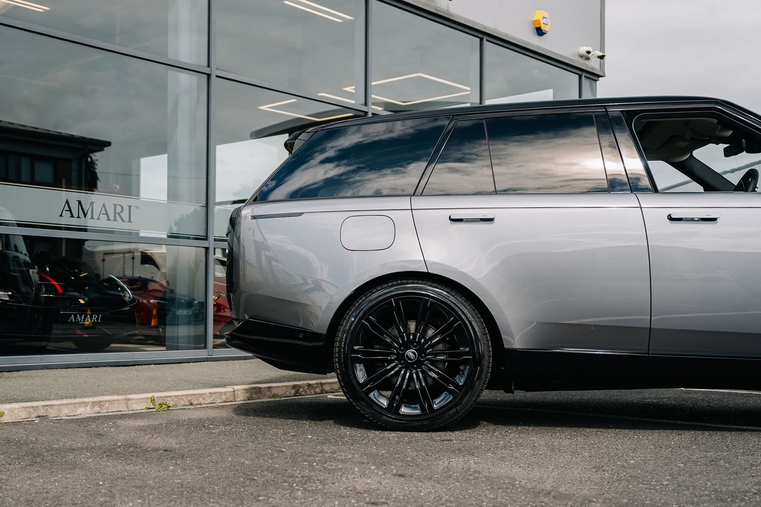 Land Rover Range Rover Autobiography P400 Auto MHEV