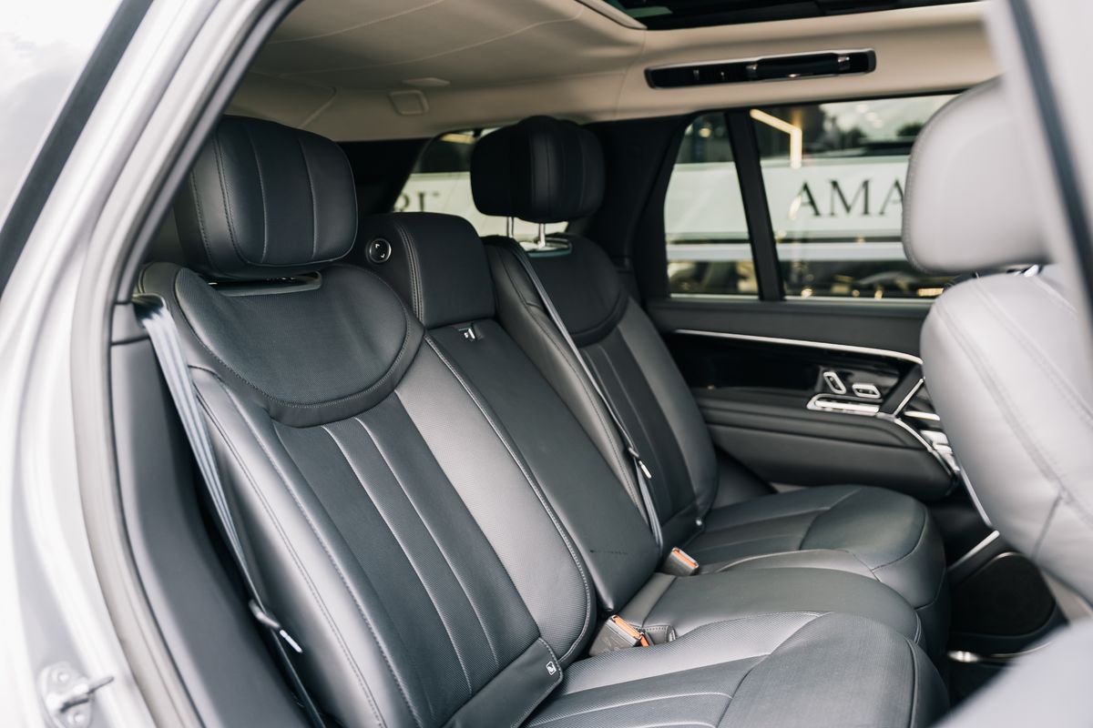 Land Rover Range Rover Autobiography P400 Auto MHEV