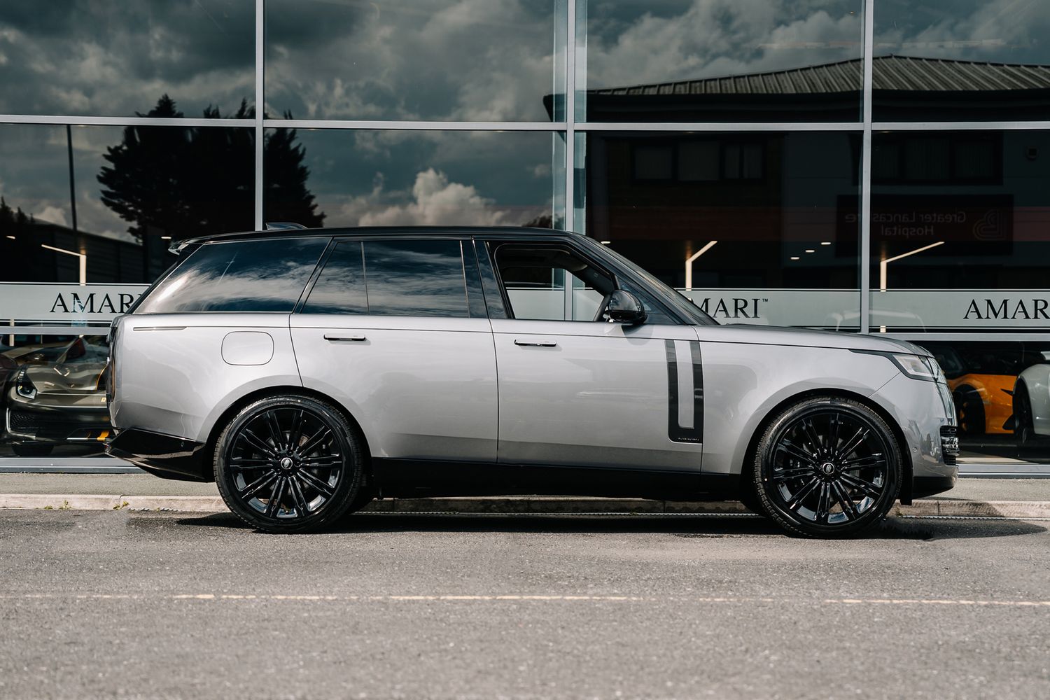 Land Rover Range Rover Autobiography P400 Auto MHEV