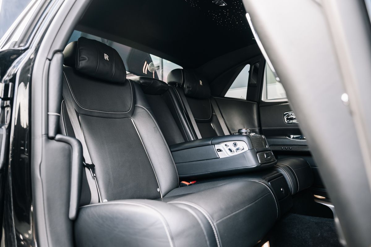 Rolls Royce Ghost Black Badge Auto V12