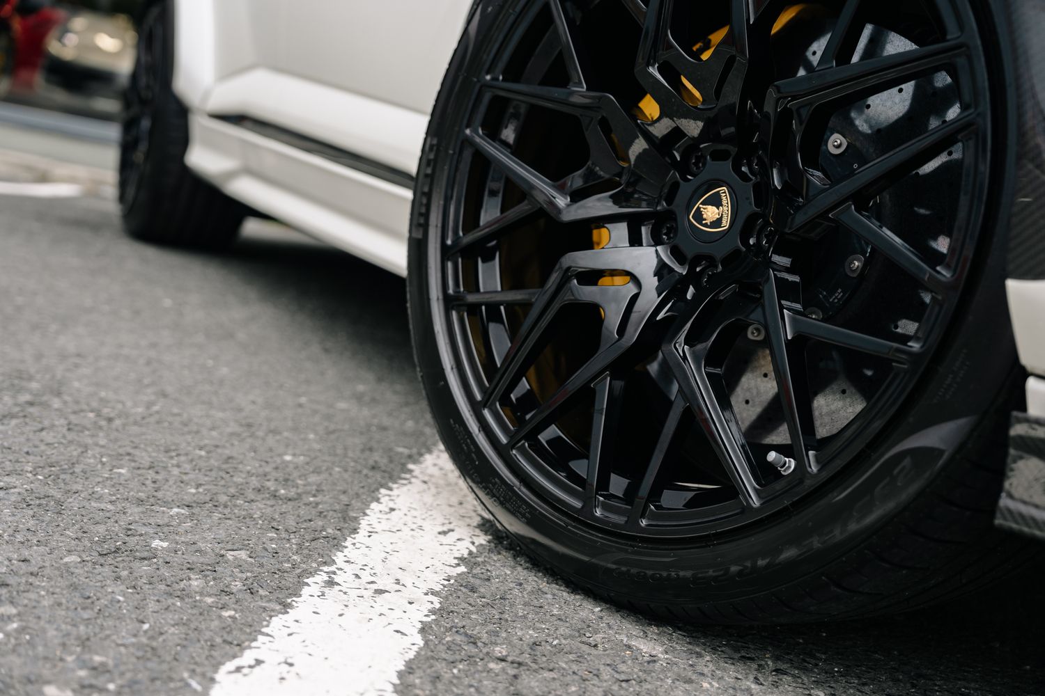 Lamborghini Urus V8