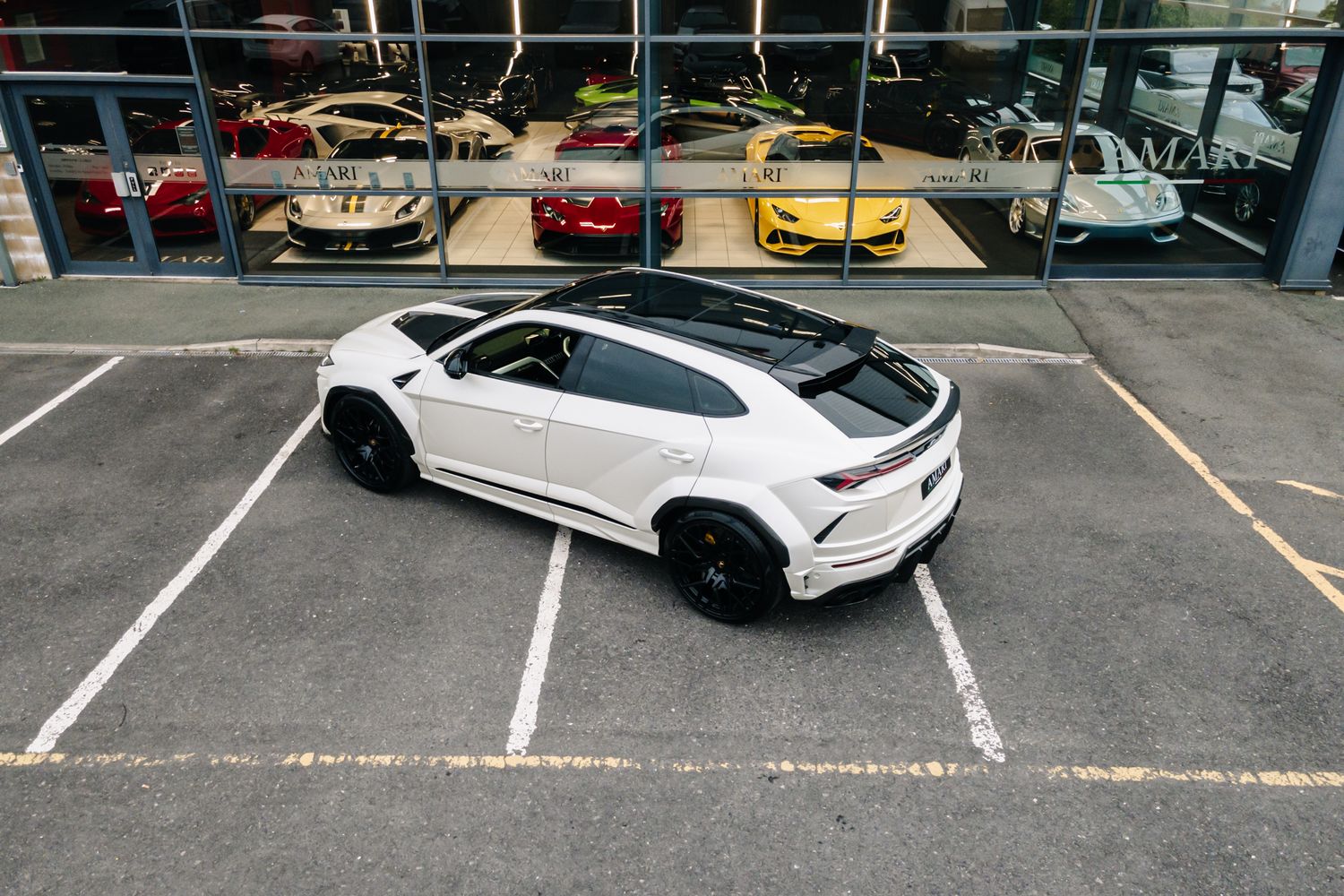 Lamborghini Urus V8