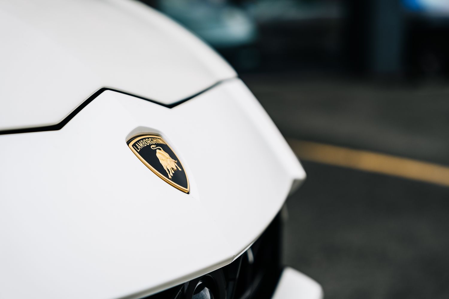 Lamborghini Urus V8