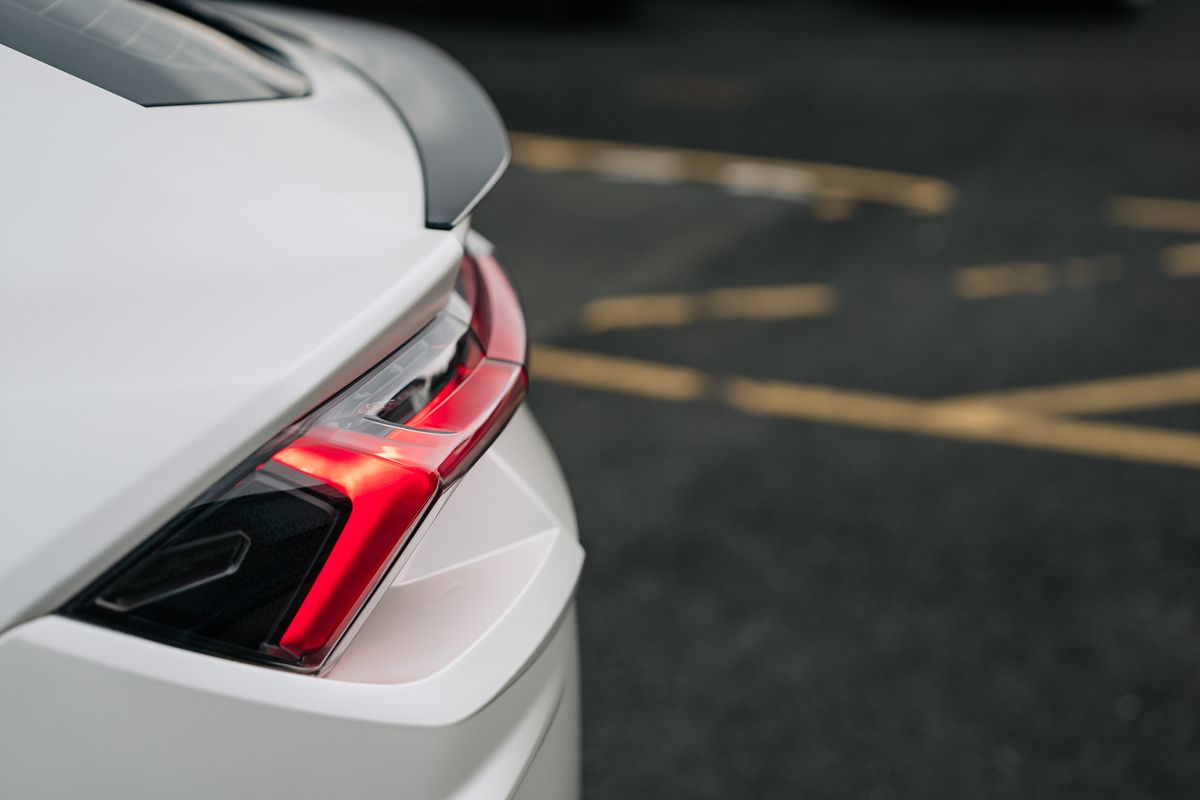 Lamborghini Urus V8