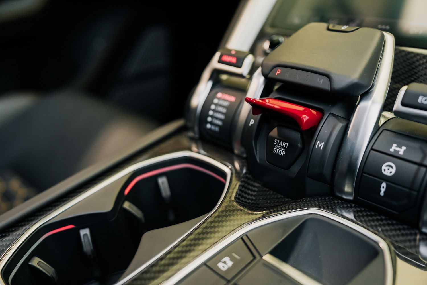 Lamborghini Urus V8