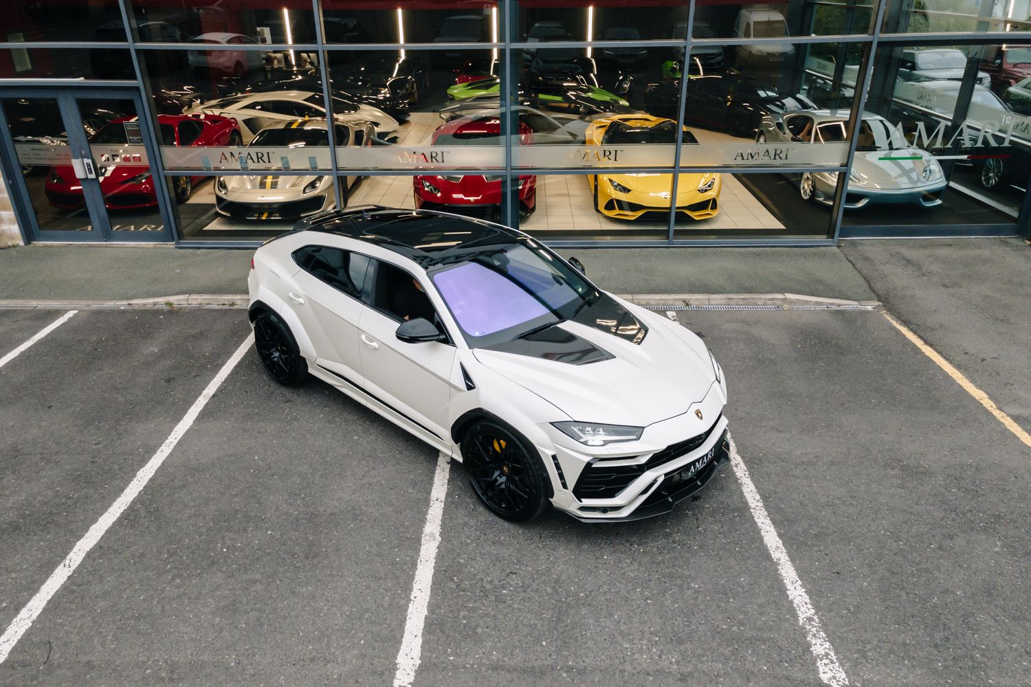 Lamborghini Urus V8