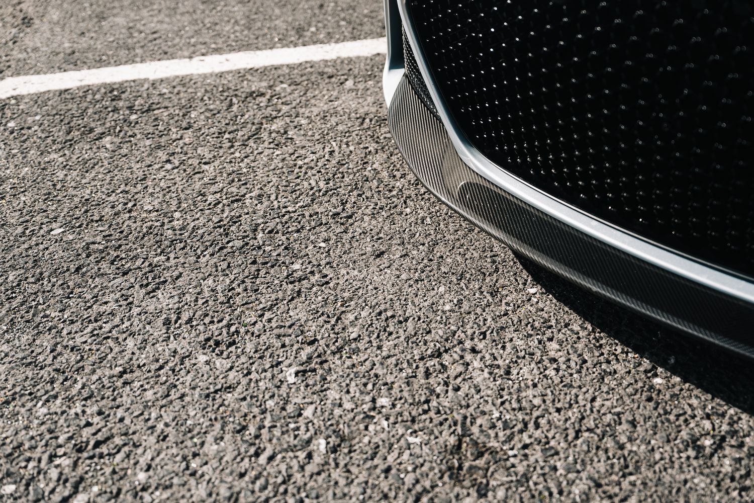 Aston Martin DBS Superleggera V12 Auto