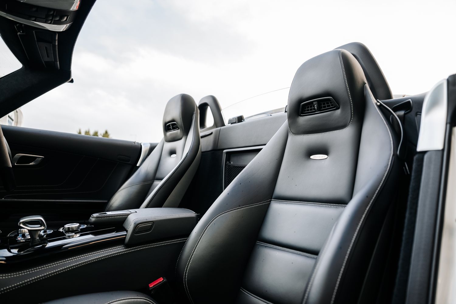 Mercedes-Benz SLS 63 AMG Roadster Auto