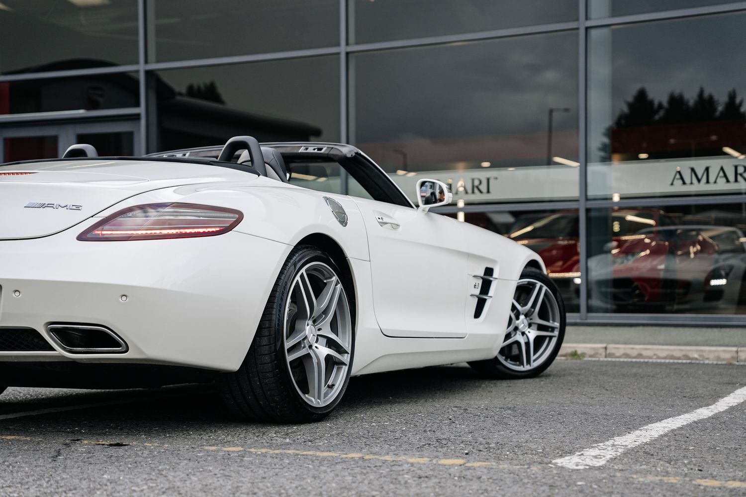 Mercedes-Benz SLS 63 AMG Roadster Auto