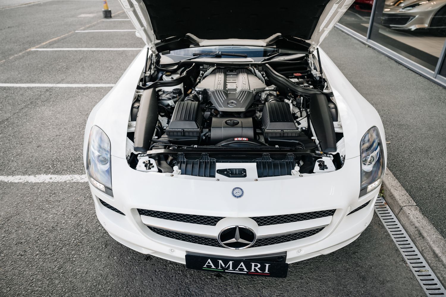 Mercedes-Benz SLS 63 AMG Roadster Auto