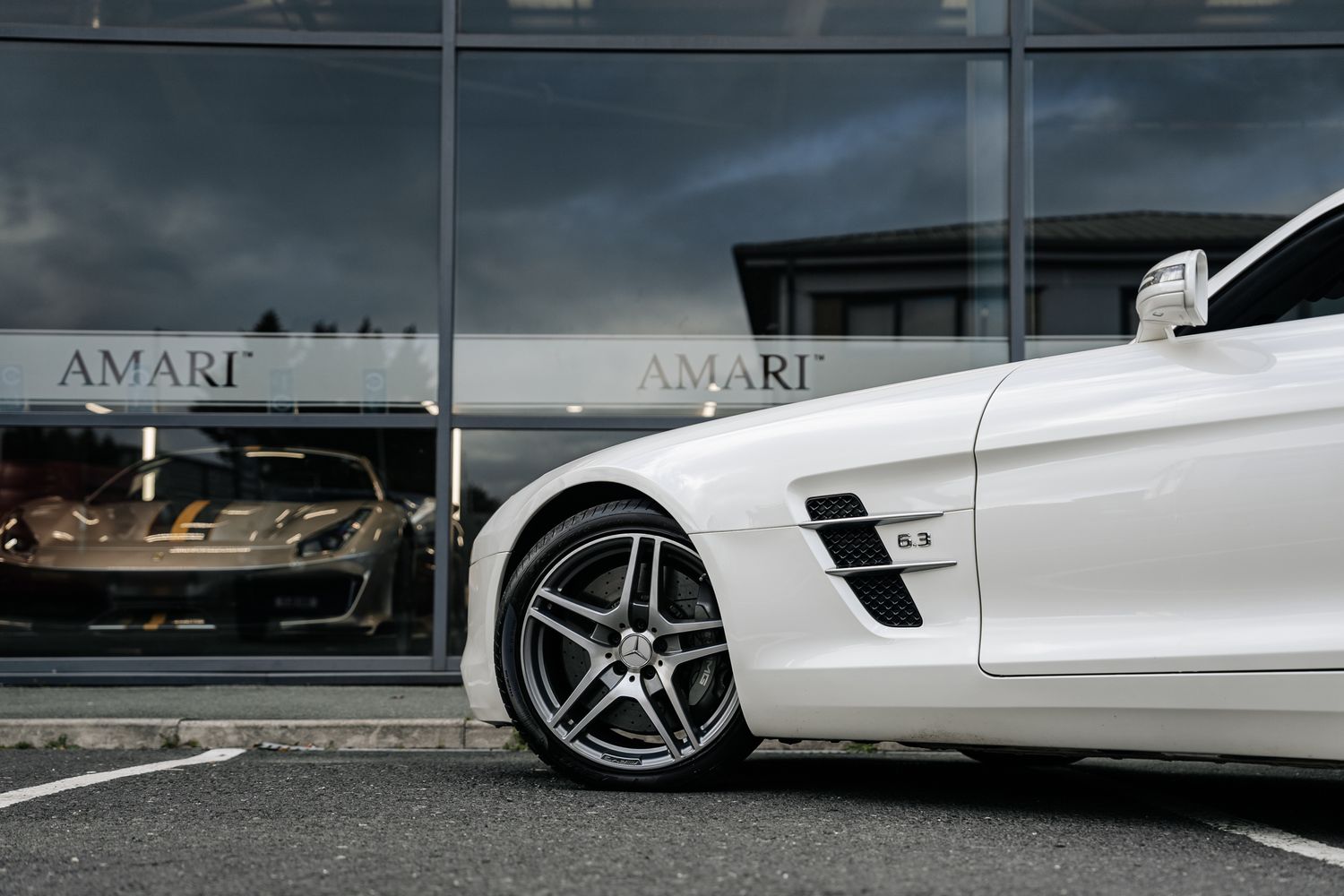 Mercedes-Benz SLS 63 AMG Roadster Auto