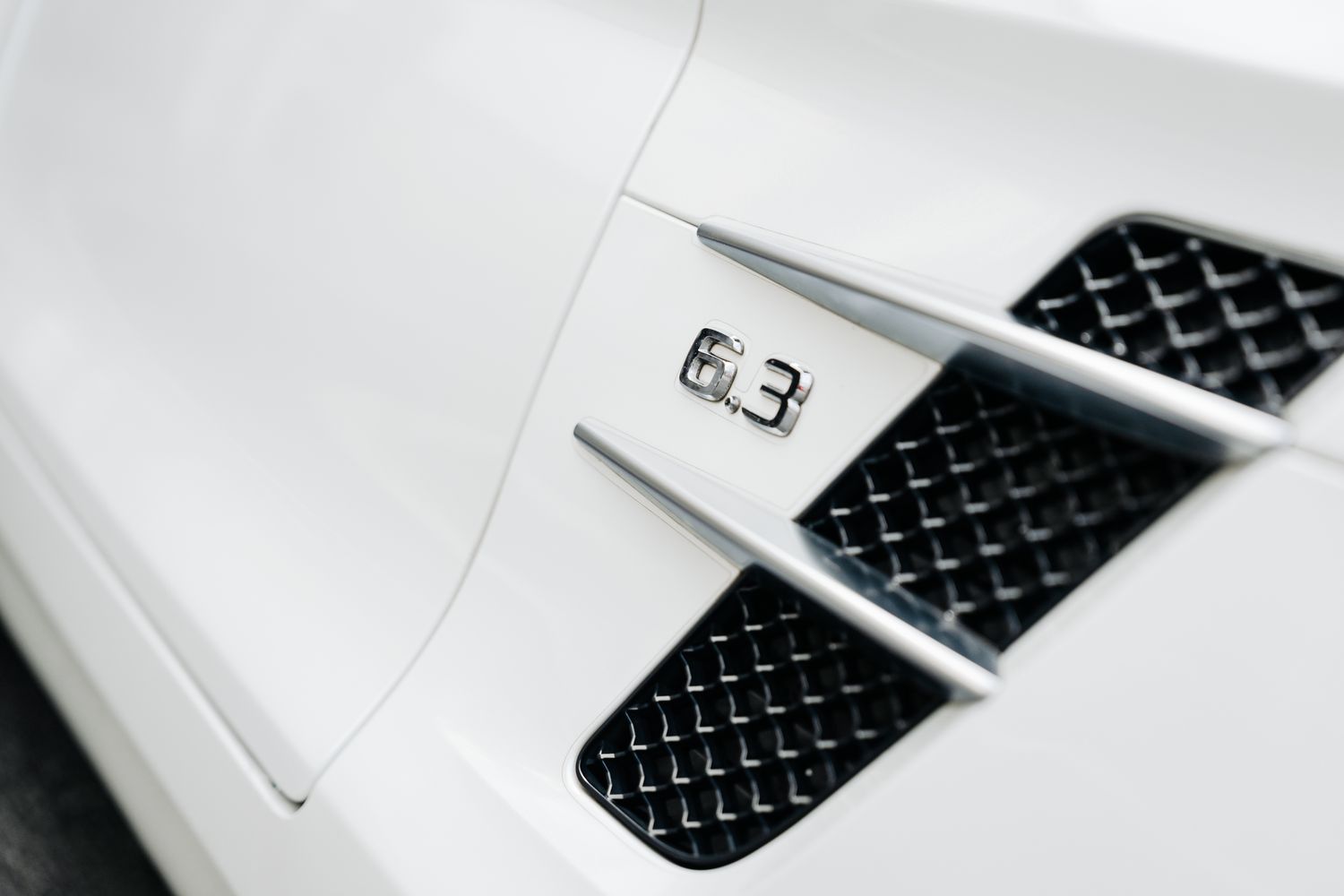 Mercedes-Benz SLS 63 AMG Roadster Auto