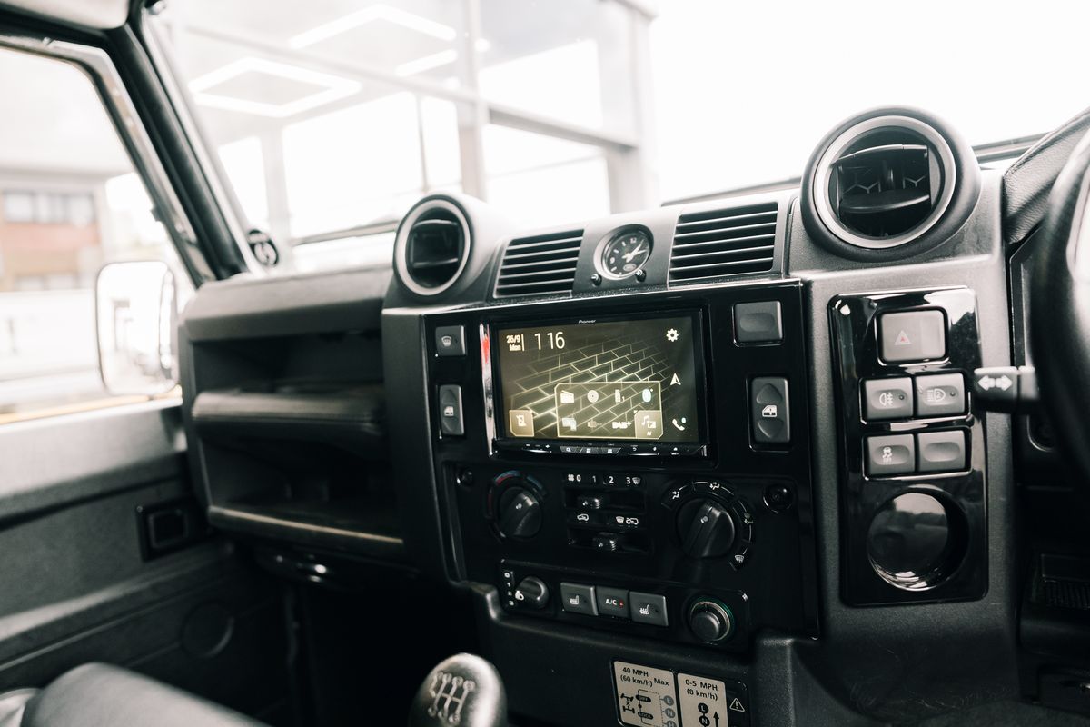 Land Rover Defender 110 XS TD County Double Cab TD XS DCB